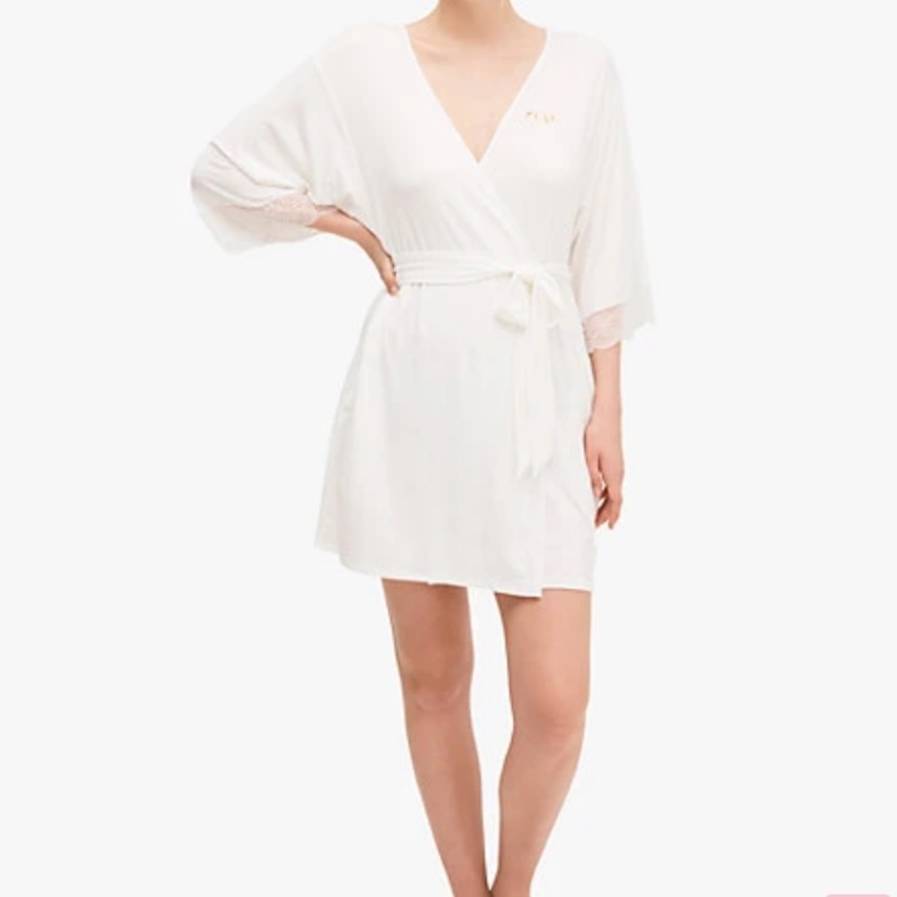 Secret Treasure Femme Bridal Robe Short Size M